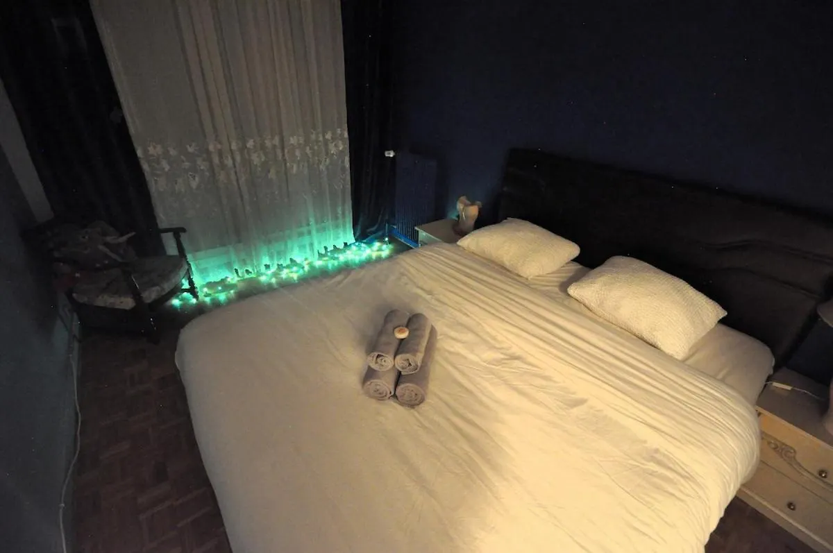 Spacious, Bright Apartment With Private Parking Paris
